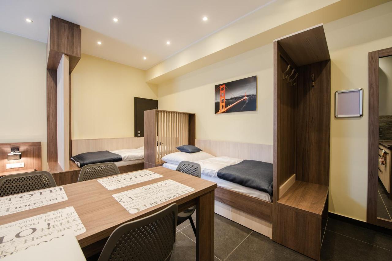 Apartments Danube Братислава Екстериор снимка