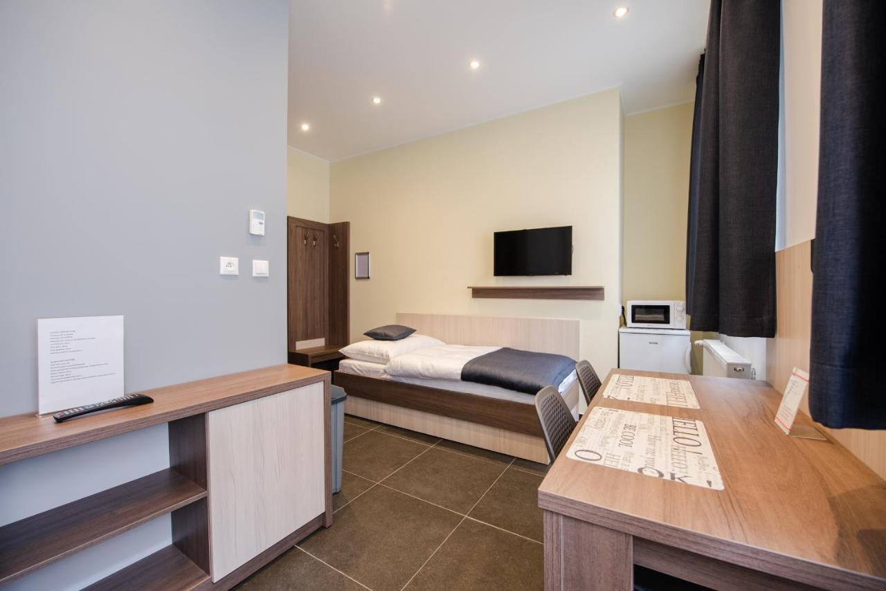 Apartments Danube Братислава Екстериор снимка